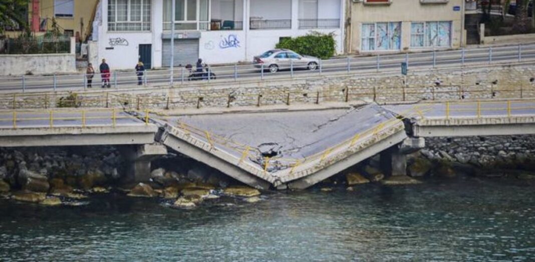 Αναστάς ο ΣΥΡΙΖΑ εκ της αφανείας έδωκεν παράστασιν φαιδράν και λύσιν ουδεμία