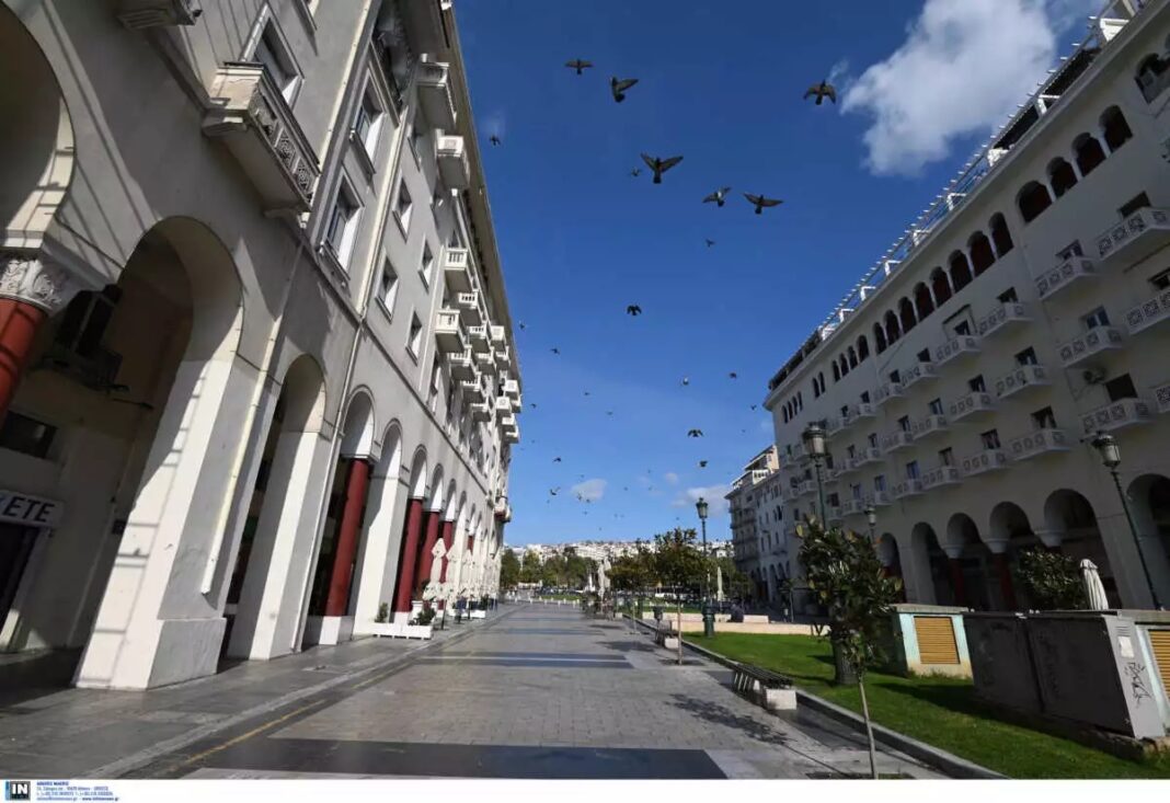 Lockdown: Αυτά είναι τα νέα μέτρα που βρίσκονται στο “τραπέζι”! Τα σενάρια που εξετάζει η κυβέρνηση