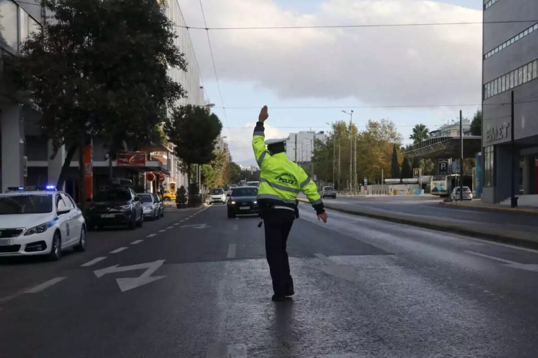 Παράταση του lockdown έως τις 6 Δεκεμβρίου – Πως θα λειτουργήσει το click away