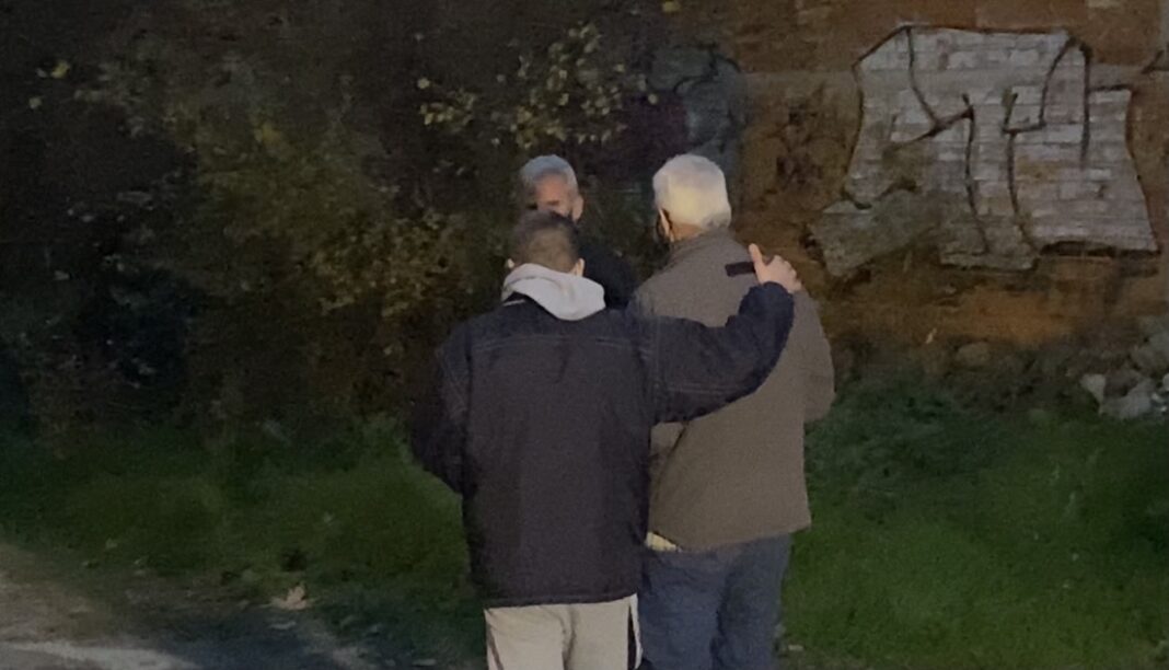 Στο σημείο ο πατέρας του 40χρονου αγνοούμενου για την αναγνώριση