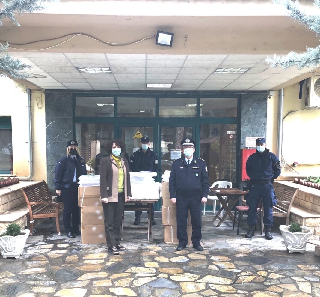 Κοινωνική προσφορά του προσωπικού της Διεύθυνσης Αστυνομίας Καβαλας στο πλαίσιο των εορτών των Χριστουγέννων και του Νέου Έτους