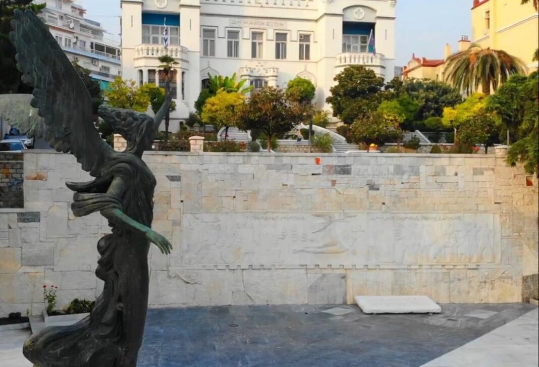 ΔΗΜΟΣ ΚΑΒΑΛΑΣ: Αναφορά στον εκλιπόντα Διονύση Γερολυμάτο