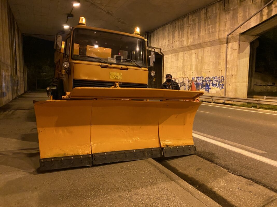 Σαρώνει τη χώρα ο «Λέανδρος»: Χιόνια και στην Βόρεια Ελλάδα- Σε ποιους δρόμους απαγορεύτηκε η κυκλοφορία
