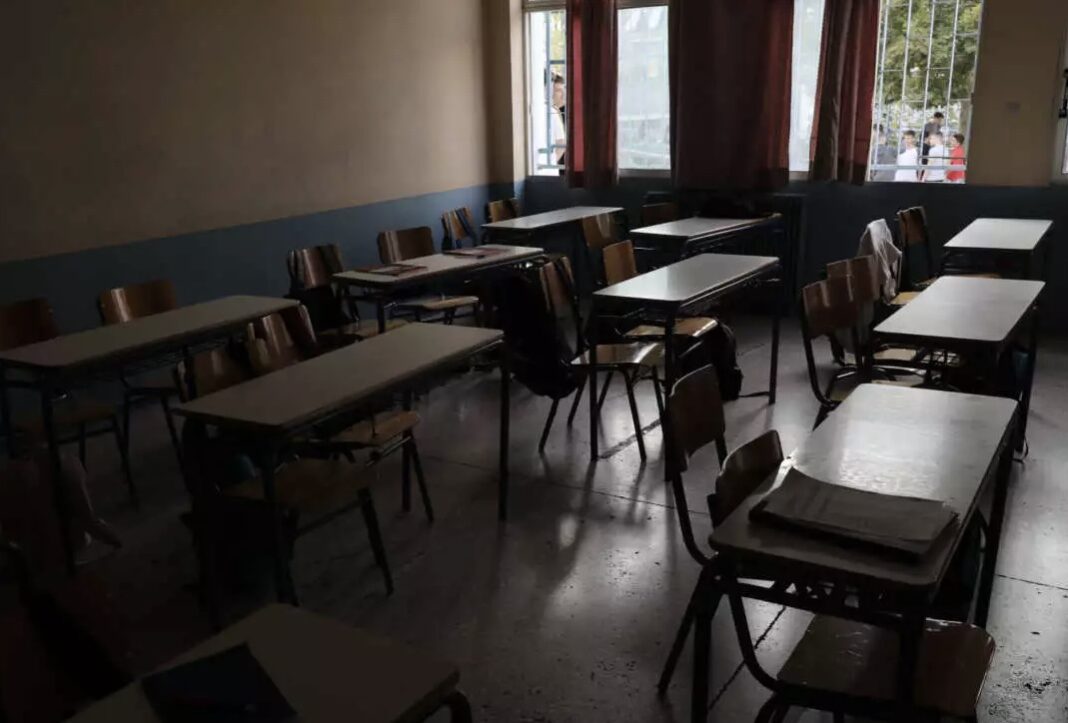 Προς άνοιγμα την 1η Φεβρουαρίου Γυμνάσια και Λύκεια – Τα ενθαρρυντικά στοιχεία από το λιανεμπόριο