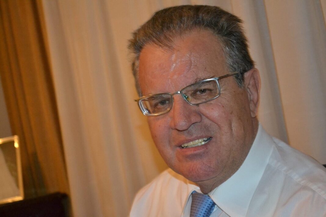 Πέθανε ο Νίκος Μιχαλόπουλος