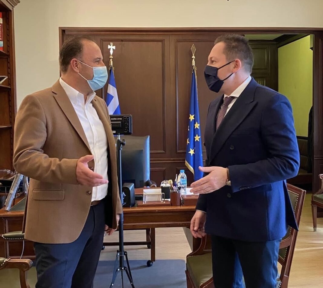 Συνάντηση του Δημάρχου Παγγαίου με τον Υπουργό Εσωτερικών Στέλιο Πέτσα