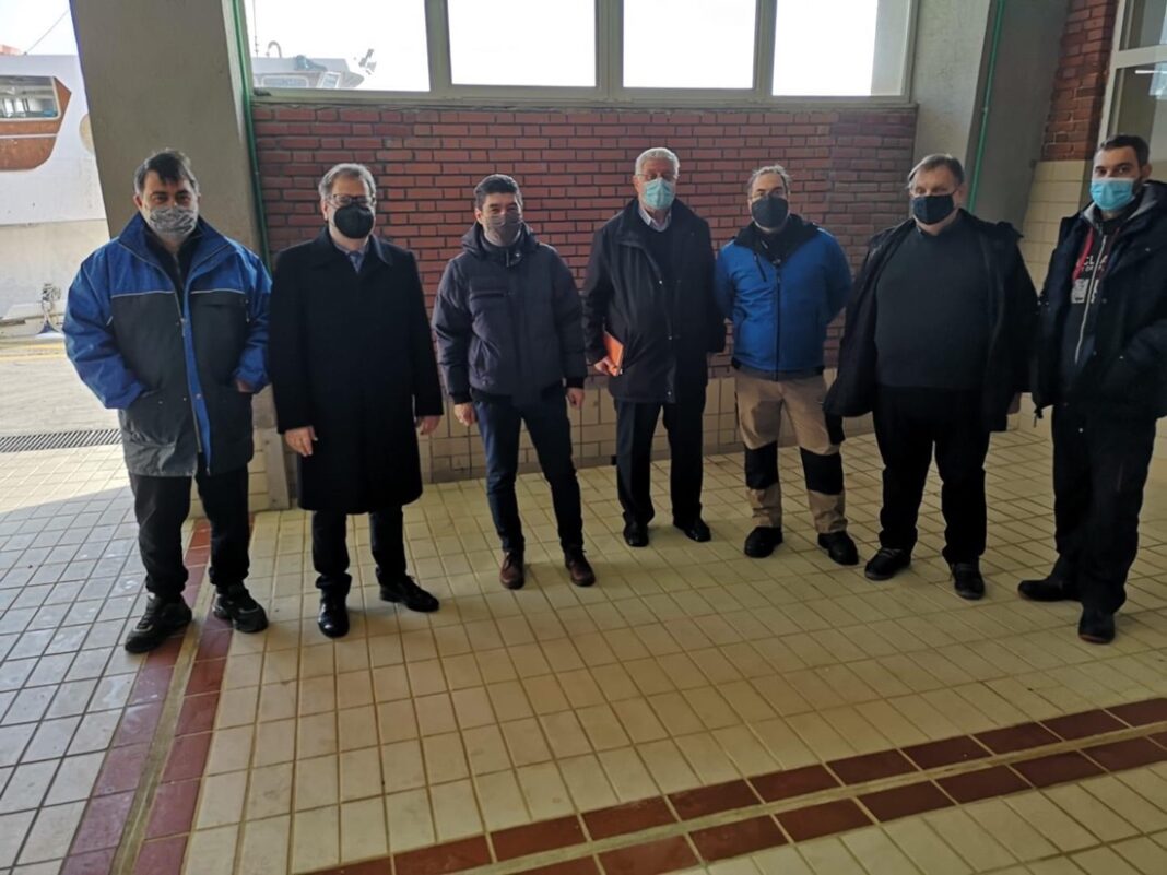 Επίσκεψη του Αντιπεριφερειάρχη Καβαλας στην Ιχθυόσκαλα- Θα γίνουν rapid test στους εργαζομένους