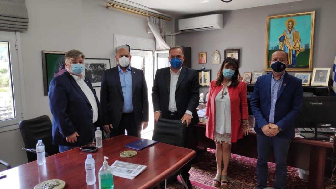 Συνάντηση του Δημάρχου Θάσου με τον Προέδρο του ΕΚΑΒ – ΚΕΠΥ