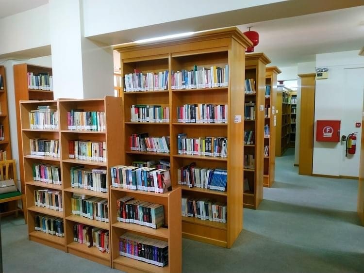 Σταδιακή επιστροφή στην κανονικότητα και για τη Δημοτική Βιβλιοθήκη Καβάλας «Βασίλης Βασιλικός»