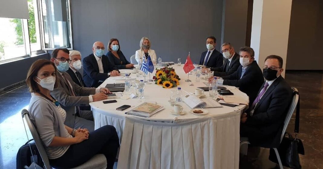 Η προώθηση της διμερούς συνεργασίας στη συνάντηση των ΥΦΥΠΕΞ Ελλάδας – Τουρκίας στη Καβάλα