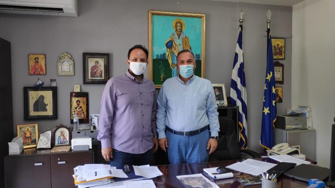 Συνάντηση του Δημάρχου Θάσου με το Δήμαρχο Καλαμαριάς