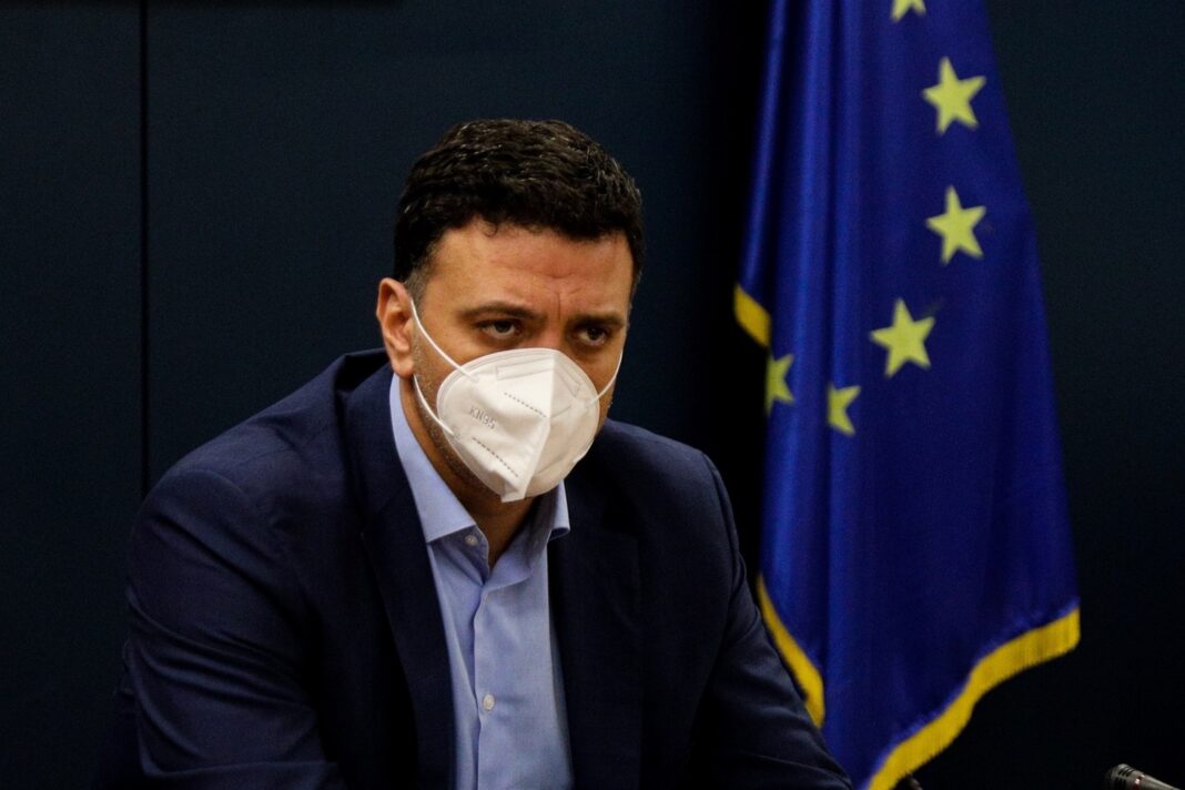 Ο Βασίλης Κικίλιας ανακοινώνει τα νέα μέτρα