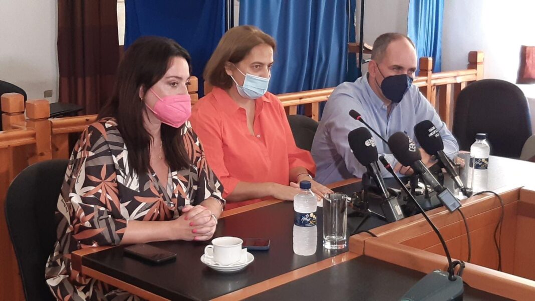 ΔΗΜΟΣ ΚΑΒΑΛΑΣ / ΣΥΝΔΕΣΜΟΣ ΦΙΛΑΘΛΩΝ ΠΑΟΚ ΚΑΒΑΛΑΣ / ΣΥΛΛΟΓΟΣ ΒΙΒΛΙΟΠΩΛΩΝ ΧΑΡΤΟΠΩΛΩΝ ΚΑΒΑΛΑΣ: “ΑΓΚΑΛΙΑ ΑΛΛΗΛΕΓΓΥΗΣ – Κάθε παιδί με μια γεμάτη σχολική τσάντα”