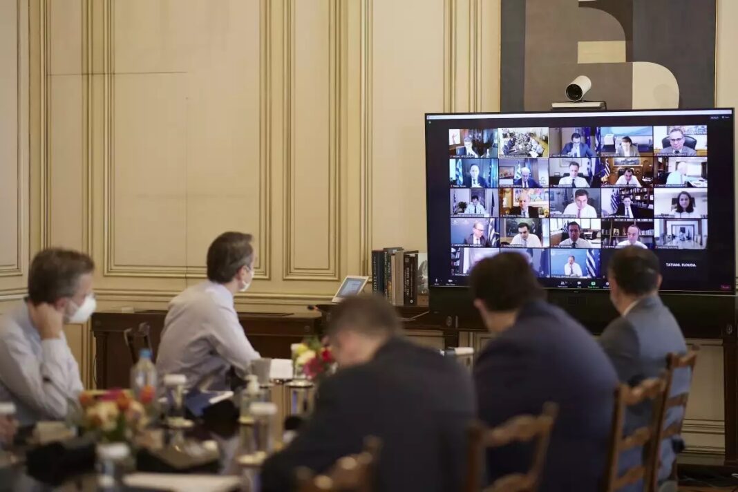Moderna: «Σε λίγες μέρες θα είμαστε έτοιμοι για παρασκευή δόσης κατά της μετάλλαξης Όμικρον»