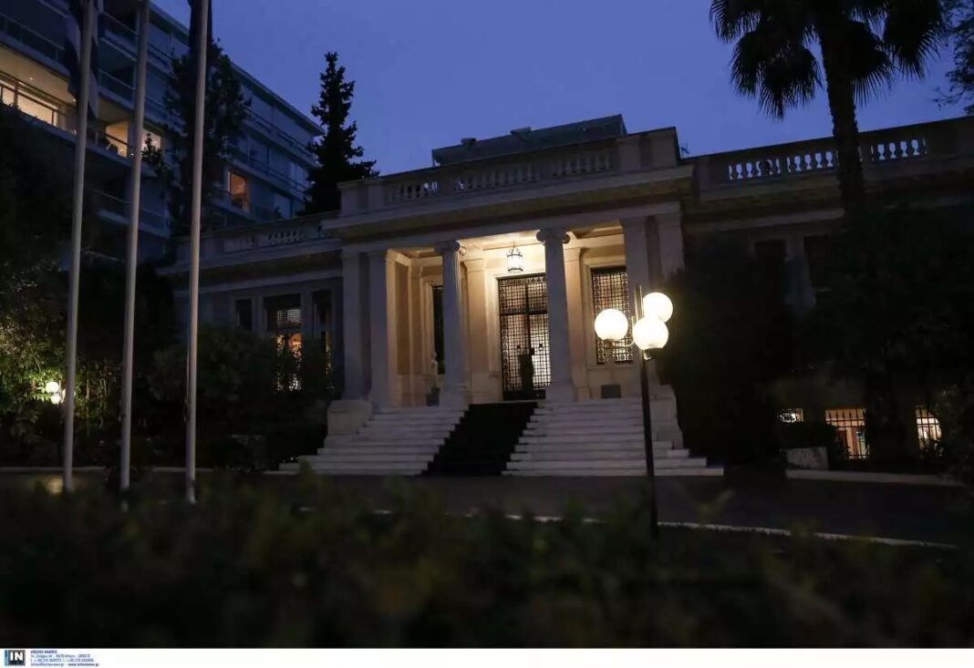 Κορονοϊός – Νέα μέτρα: Πριν από την Πρωτοχρονιά η εφαρμογή τους