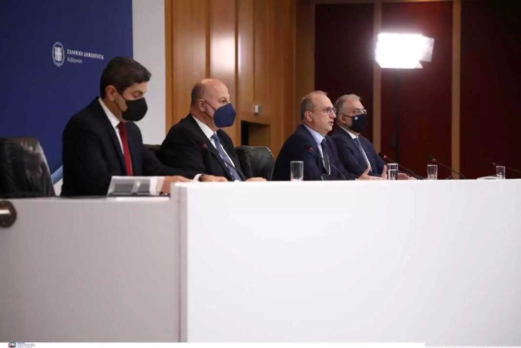Μέτρα για την οπαδική βία: Οι ανακοινώσεις της κυβέρνησης για τις νομοθετικές πρωτοβουλίες