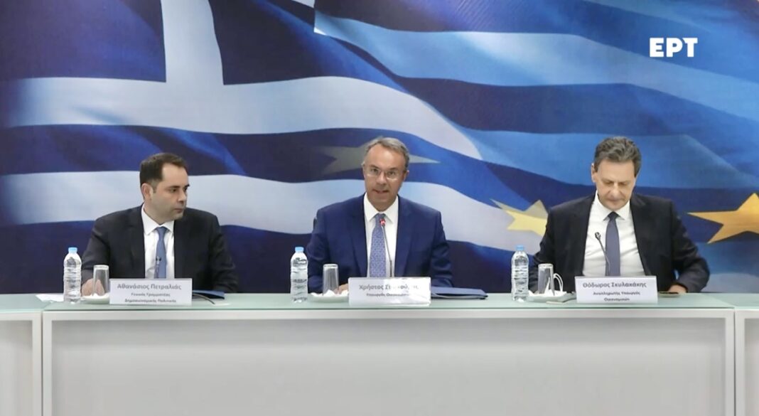 Fuel Pass: Οι ανακοινώσεις των μέτρων για βενζίνη και πετρέλαιο κίνησης από τον Χρήστο Σταϊκούρα