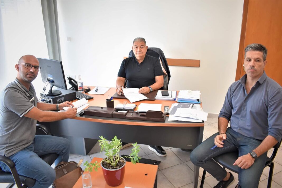 Υπογράφηκε η σύμβαση για την κατασκευή του έργου αντικατάστασης δικτύου ύδρευσης Κεραμωτής