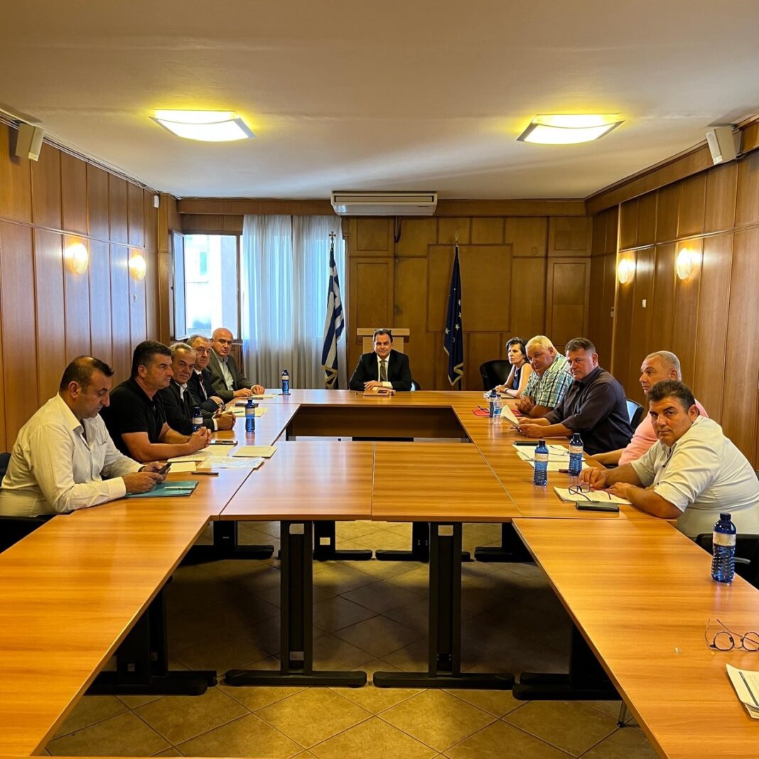 Συνάντηση Κτηνοτροφικών συλλόγων ΑΜΘ με τον Υπουργό Αγροτικής Ανάπτυξης και Τροφίμων