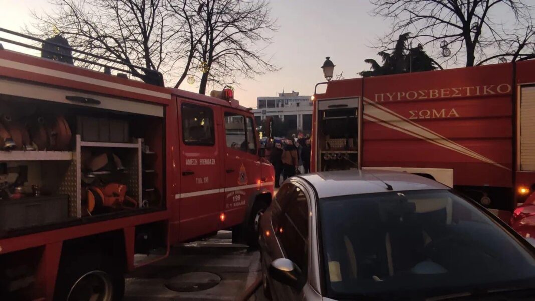 Μικρής έκτασης πυρκαγιά εκδηλώθηκε σε κατάστημα εστίασης στον Άγιο Νικόλαο