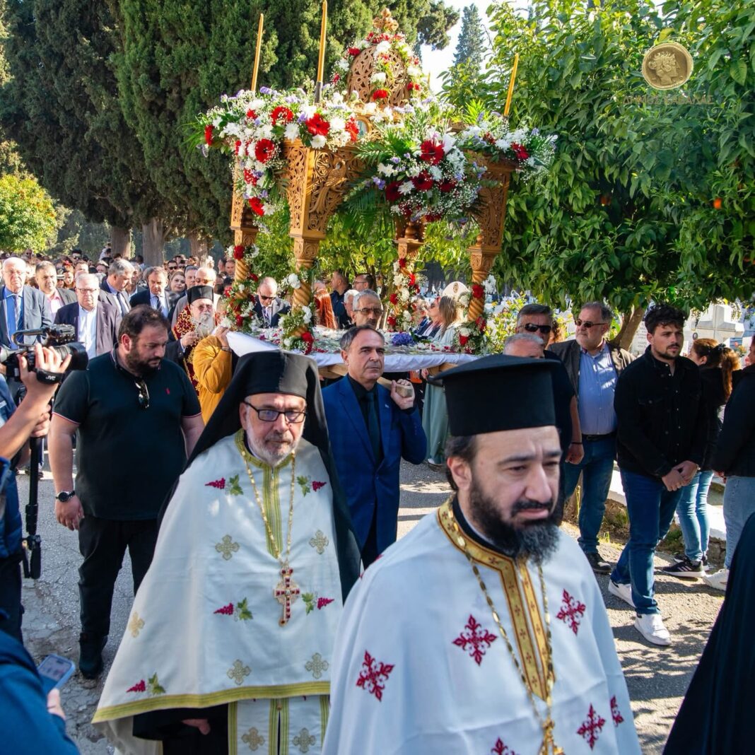 Περιφορά του Επιταφίου στα Δημοτικά Κοιμητήρια Καβάλας