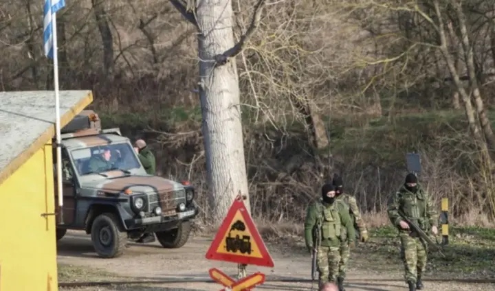Στον εισαγγελέα νεαρός που κατηγορείται για κατασκοπία στον Έβρο – Κατέγραφε στρατιωτικές εγκαταστάσεις και έστελνε το υλικό σε άγνωστο συνεργό
