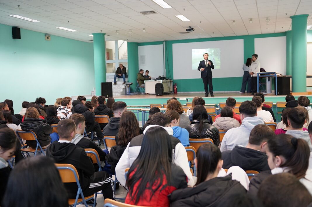 Η οδική ασφάλεια είναι θέμα παιδείας! Ενημέρωση και ευαισθητοποίηση 2.960 μαθητών και μαθητριών σε 18 Λύκεια της Ανατολικής Μακεδονίας και Θράκης
