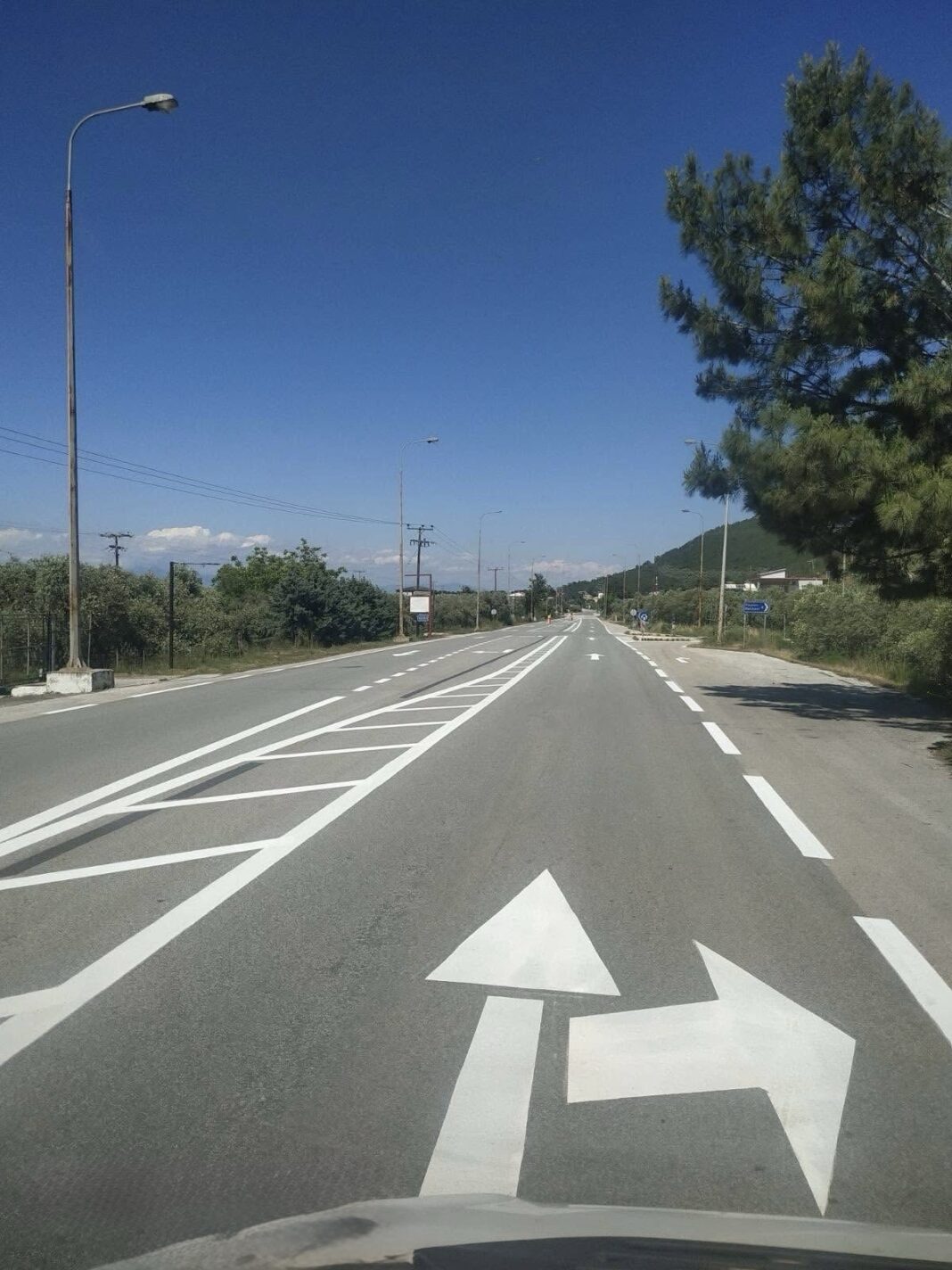 Πραγματοποιήθηκε η διαγράμμιση στον κόμβο Σκάλας Ραχωνίου και στον δρόμο Σκάλας Ραχωνίου – Ραχωνίου