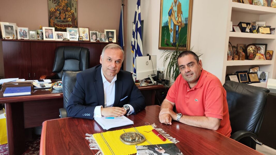 Συνάντηση του Δημάρχου Θάσου με τον Νομικό Σύμβουλο του Δήμου για το έργο της αποθήκευσης CO2 στον Πρίνο Θάσου
