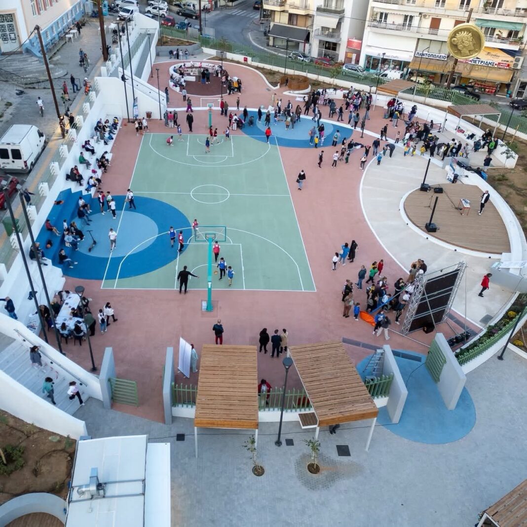 Γιορτή της Μητέρας και του Πατέρα στην πλατεία Ποταμουδίων (Τρίτη, 3/6/25 – 18:00)