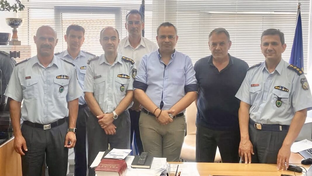 Στην πρώτη γραμμή Αστυνομία και Πυροσβεστική – Επίσκεψη Παναγιωτόπουλου στις υπηρεσίες της Καβάλας