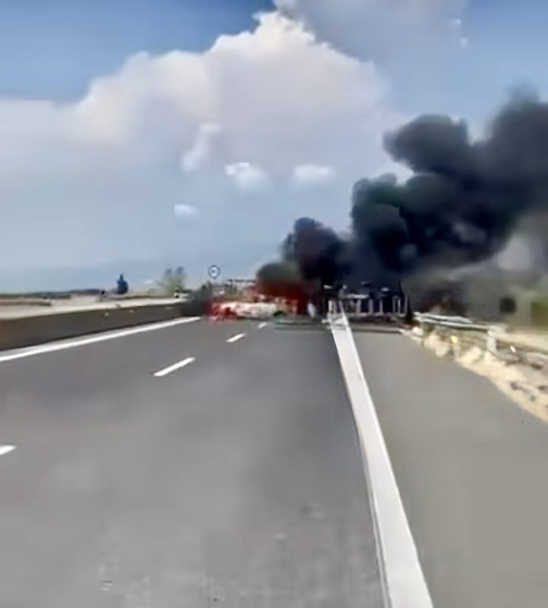 Τραγωδία με 3 νεκρούς στην Εγνατία Οδό: Απο γάμο επέστρεφαν οι επιβάτες των δύο αυτοκινήτων