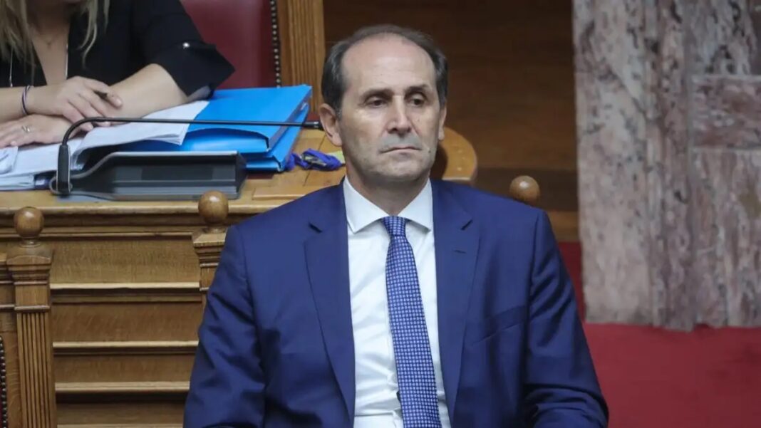 Πέθανε από ανακοπή καρδιάς ο Απόστολος Βεσυρόπουλος – Ήταν 59 ετών