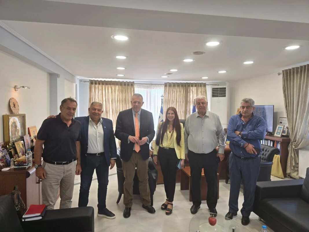 Συνάντηση στο Δημαρχείο Νέστου με τον Υφυπουργό Υποδομών και τον Γενικό Γραμματέα Δασών