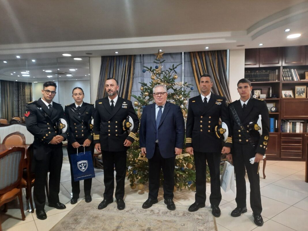 Επίσκεψη της Σχολής Ναυτικών Δοκίμων στον Αντιπεριφερειάρχη Καβάλας στο πλαίσιο εκπαιδευτικής παρουσίας στην πόλη