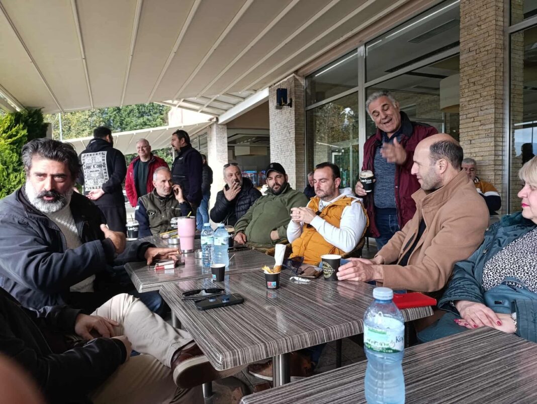 Εμπρακτη στήριξη του ΠΑΣΟΚ στο μπλόκο των αγροτών του Δήμου Παγγαίου