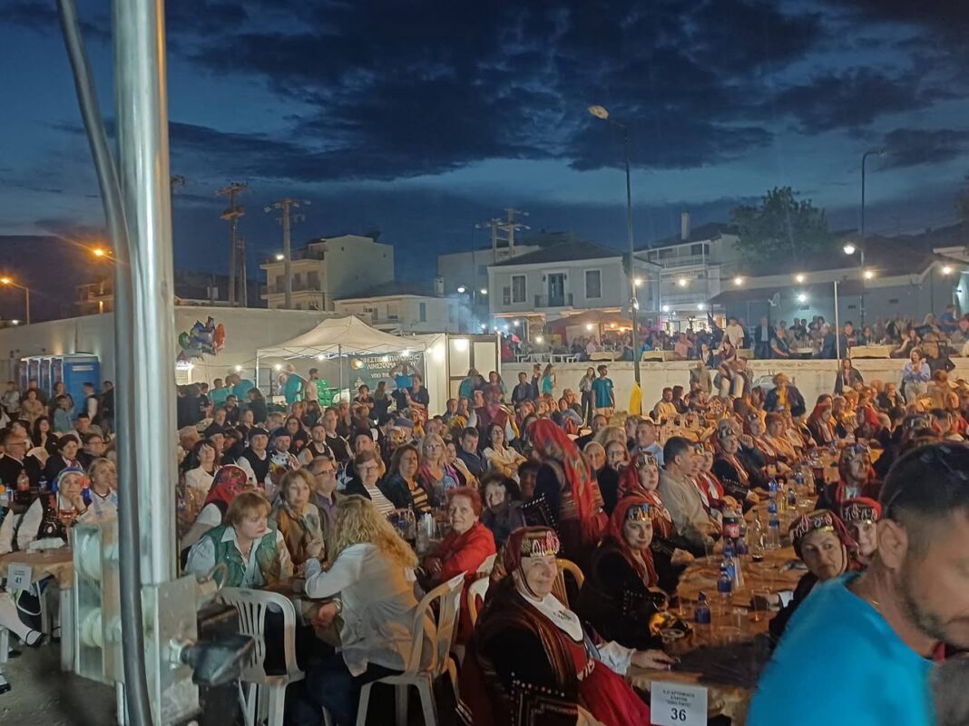 Η Θάσος χορεύει στους ρυθμούς της παράδοσης στο 8ο Φεστιβάλ Παράδοσης στα Λιμενάρια