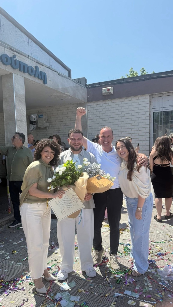 Συγκίνηση και χαρά για τον δήμαρχο Παγγαίου Φίλιππο Αναστασιάδη – Ο γιος του Αντώνης ορκίστηκε και ανοίγει νέο κεφάλαιο