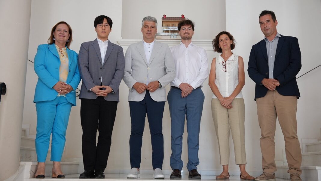 Ο Περιφερειάρχης Χριστόδουλος Τοψίδης στις συναντήσεις με το κλιμάκιο του ΟΟΣΑ για το Δημογραφικό – Η Ανατολική Μακεδονία και Θράκη στο επίκεντρο του εθνικού σχεδιασμού