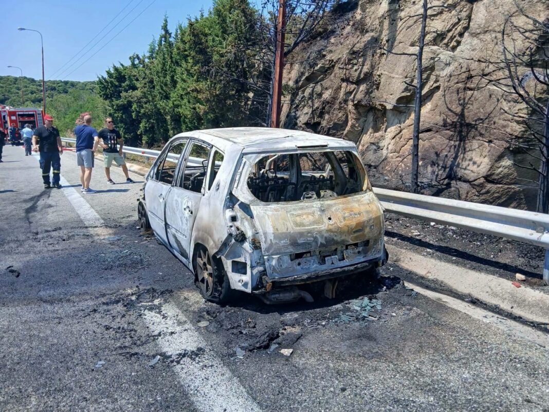 Άμεση επέμβαση της Πυροσβεστικής σε φωτιά από όχημα που πέρασε σε δασική περιοχή πάνω από την Καβάλα