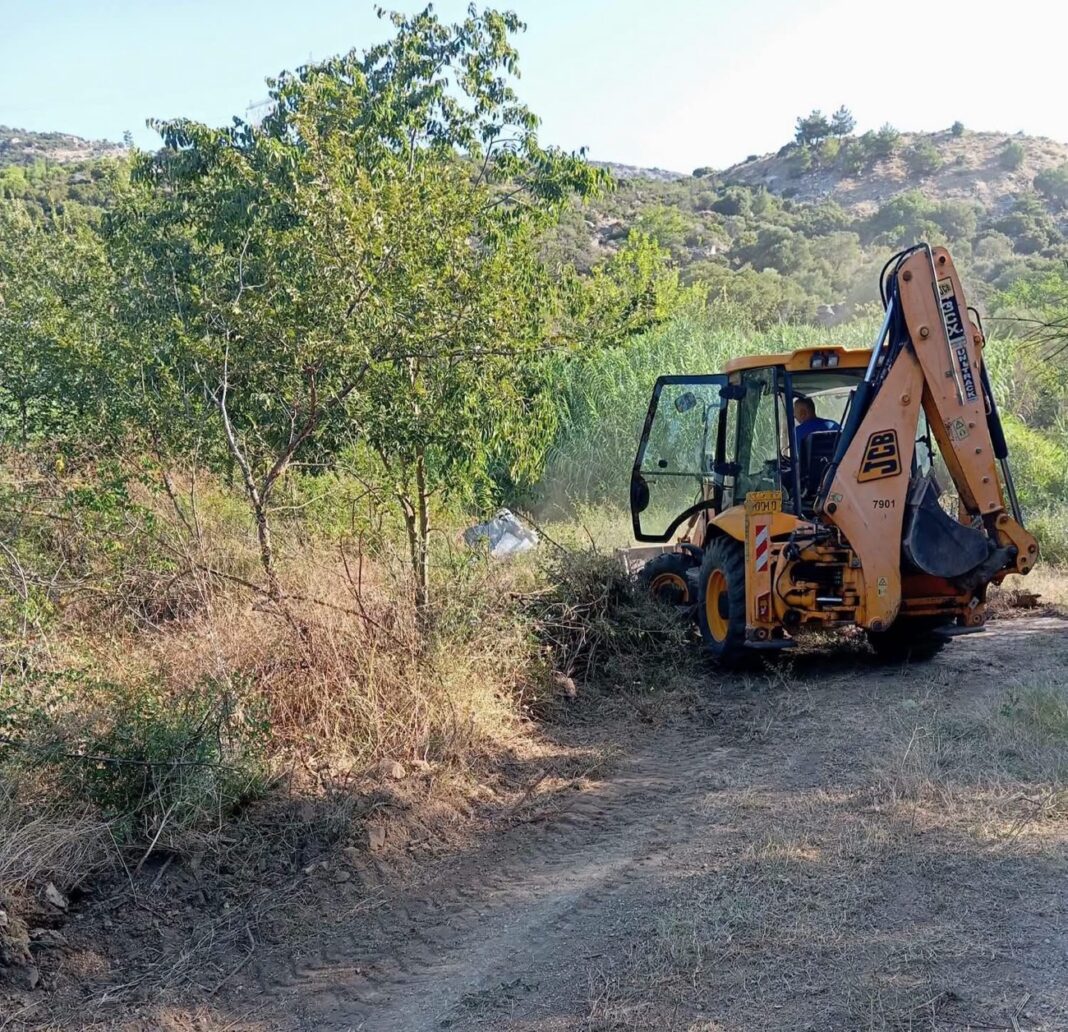 Σε πλήρη εξέλιξη η επιχείρηση καθαρισμού κοινοχρήστων χώρων στο Δήμο Καβάλας