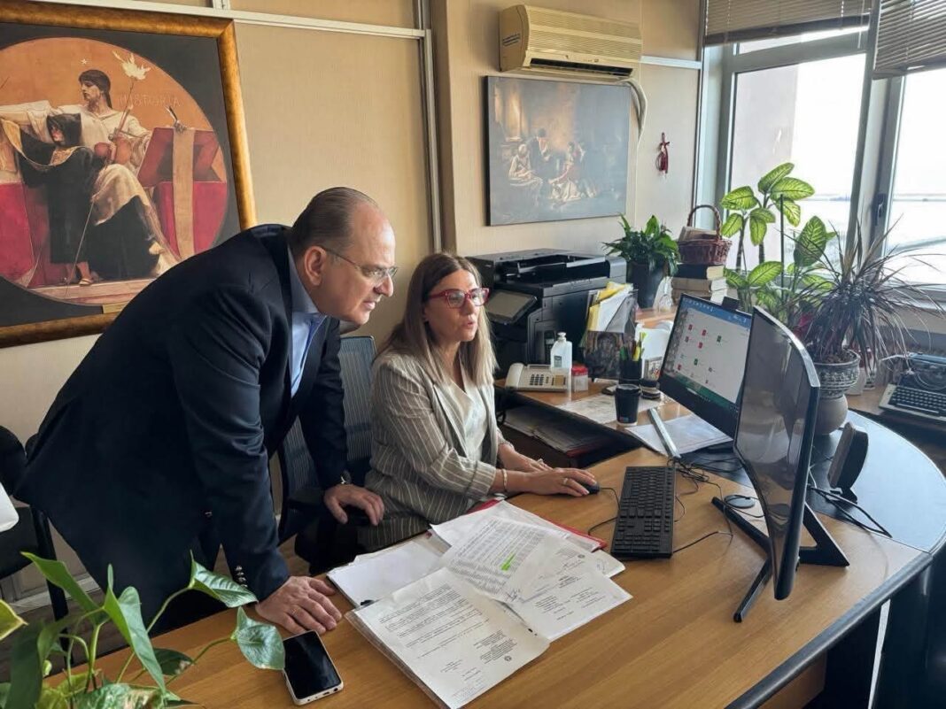 Μ.Λαζαρίδης: Διπλή επίσκεψη σε Εκπαίδευση και Κέντρο Υγείας Καβάλας