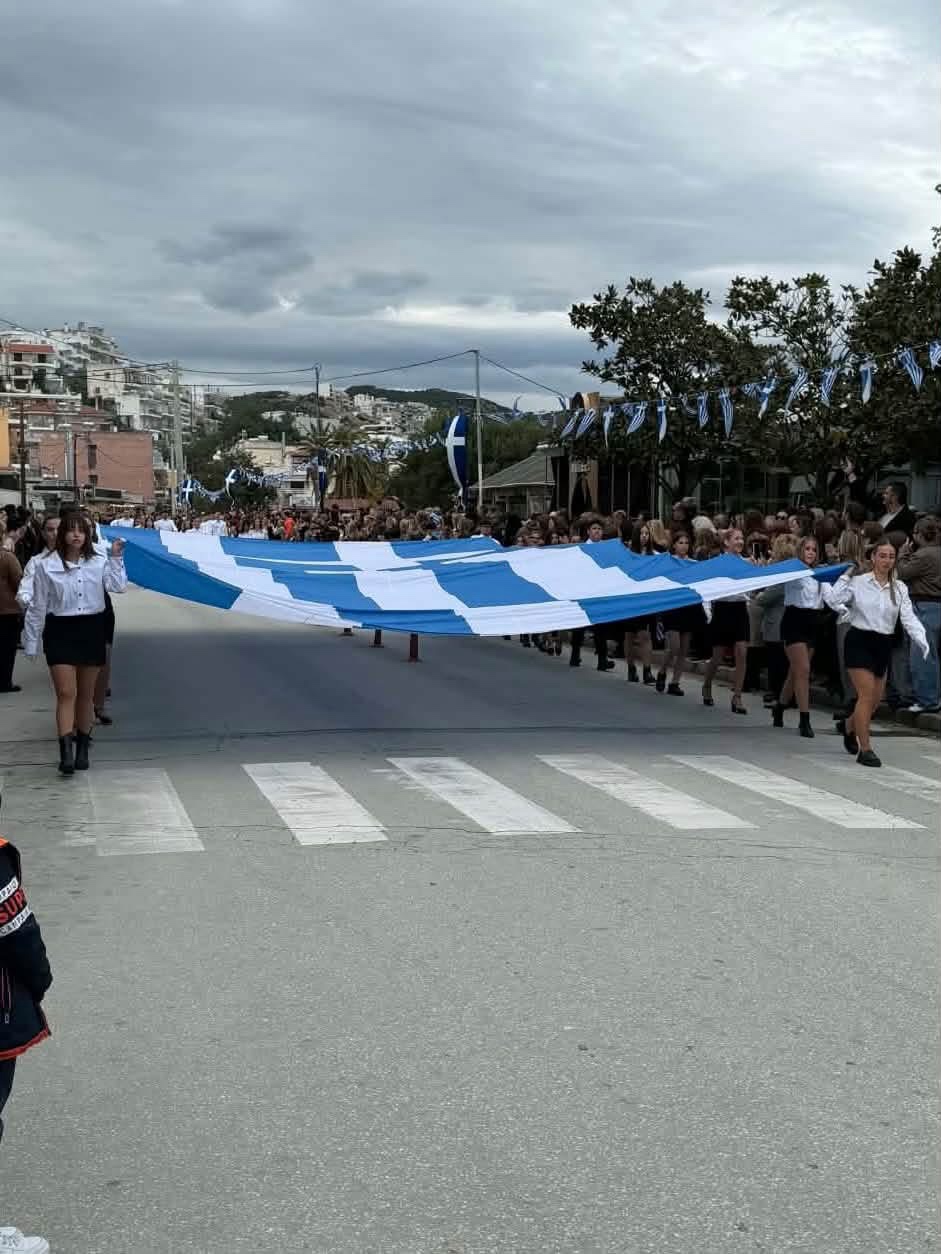Με επισημότητα και συγκίνηση ο εορτασμός της 28ης Οκτωβρίου στη Νέα Πέραμο
